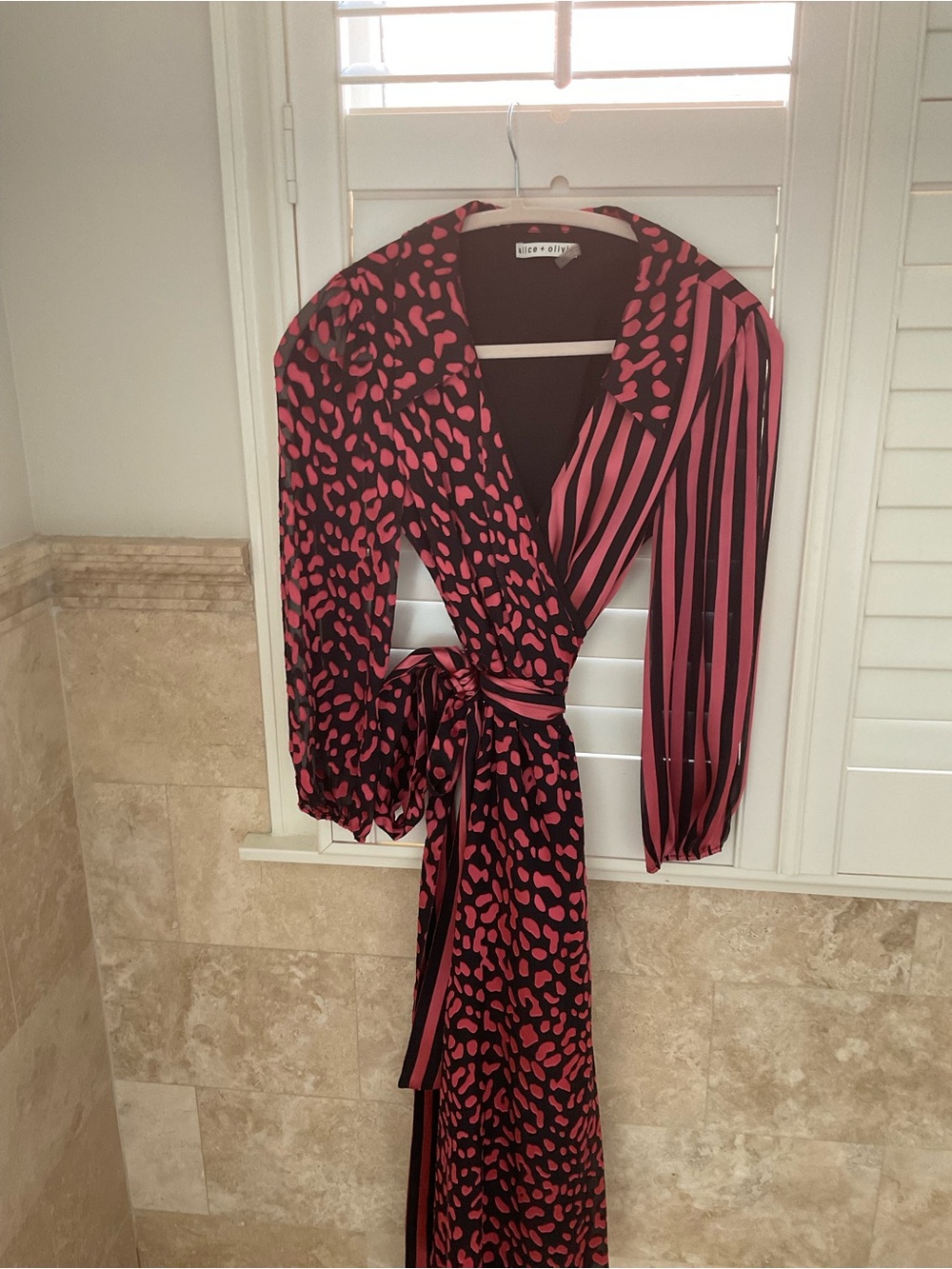 Alice + Olivia Pink and Black Long Sleeve Wrap Dress